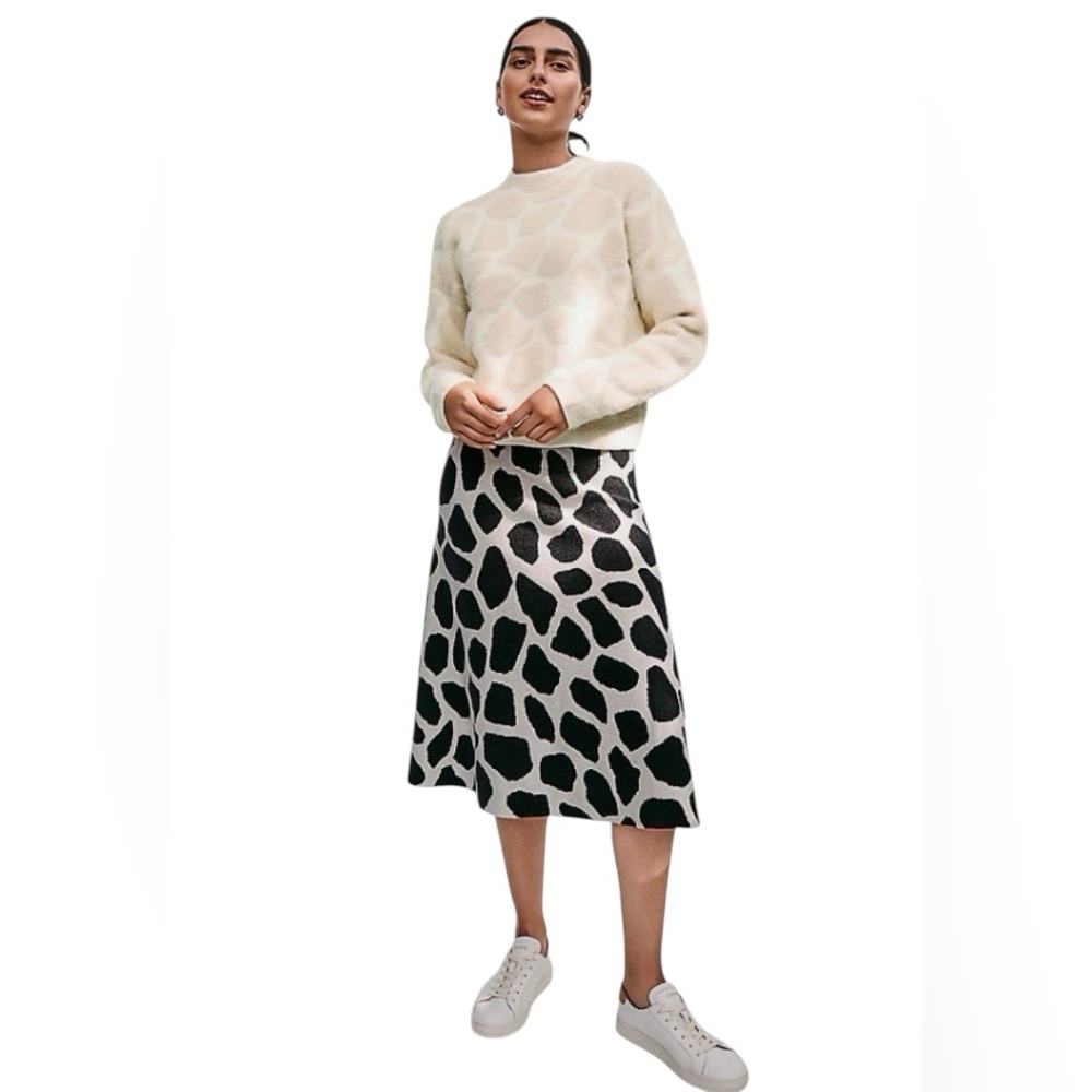 Ann Taylor Black & Cream Giraffe Jacquard A-Line Skirt Midi Sweater Skirt XS